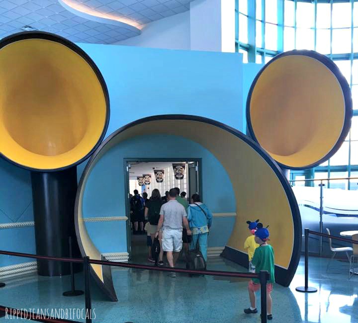 14 things that are awesome about a Disney Cruise|Ripped Jeans and Bifocals