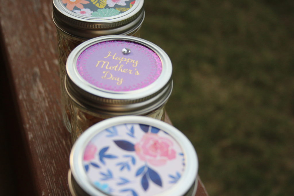 Mother's Day Gift Idea: Mason Jars with Upcycled Greeting Cards|Ripped Jeans and Bifocals