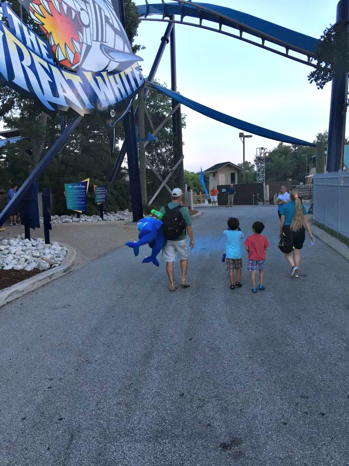 Wave Breaker Rescue Coaster at SeaWorld|Ripped Jeans and Bifocals