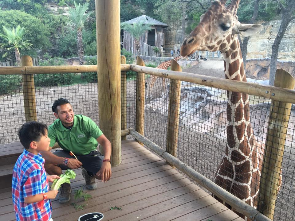 Beastly Breakfast at the San Antonio Zoo|Ripped Jeans and Bifocals