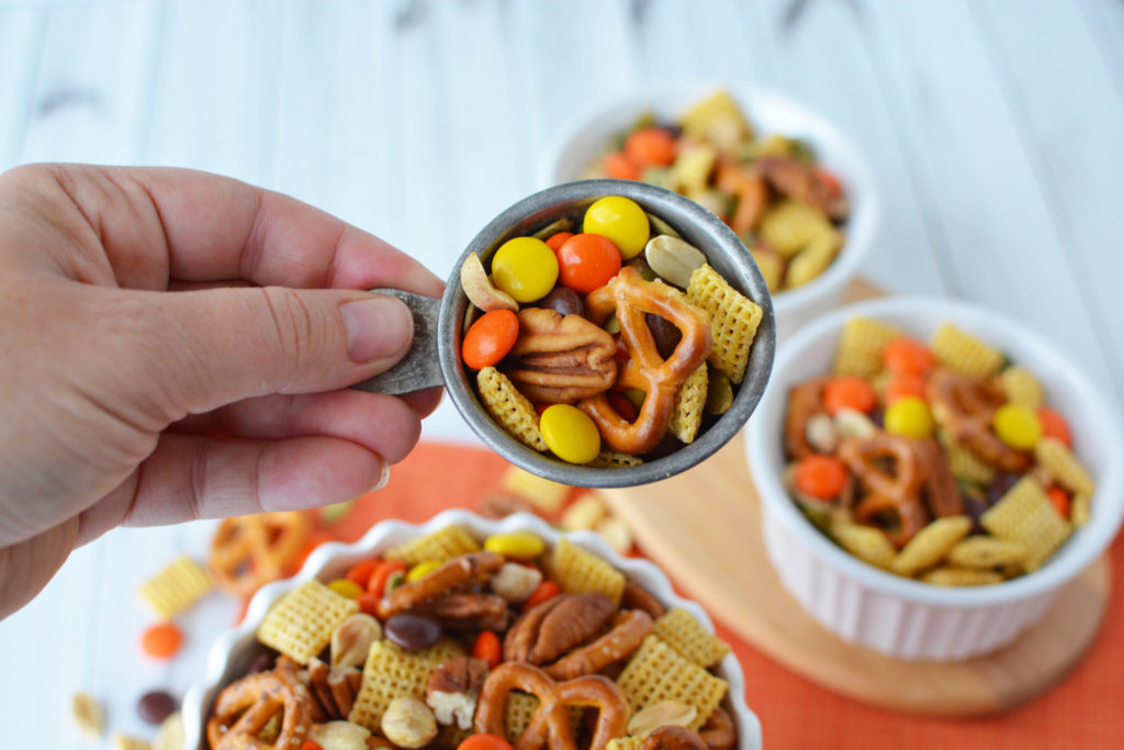 Ingredients for Thanksgiving Snack Mix