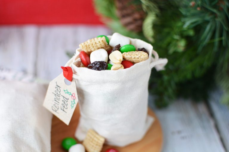 Christmas Snack Mix – Your last-minute gift solution