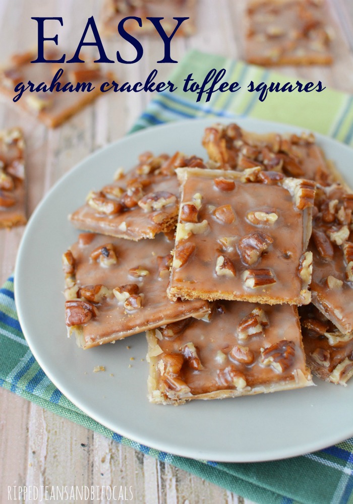 These easy toffee graham cracker squares just might just be your new favorite treat!