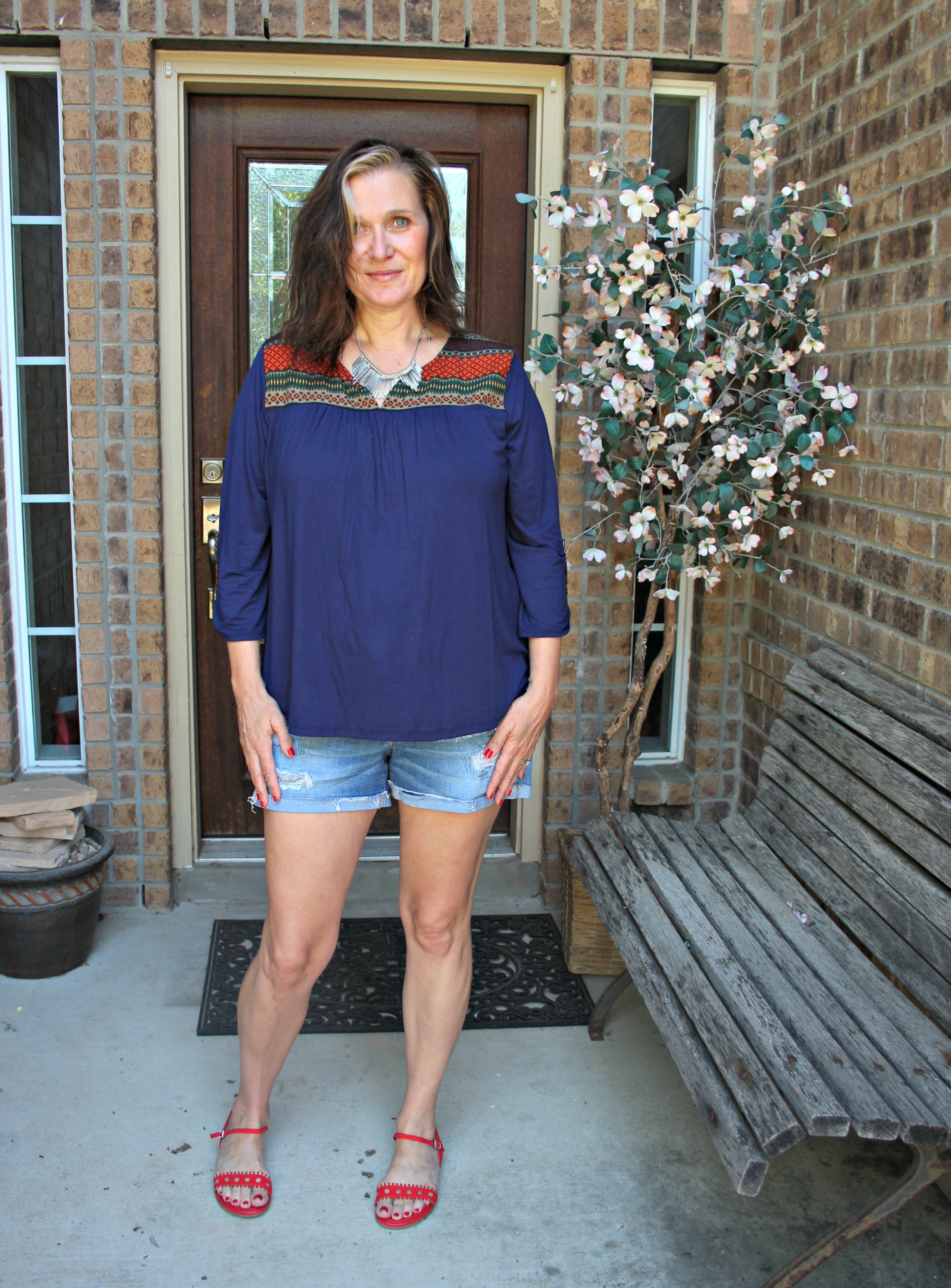 Fashion Friday - The Stitch Fix Box For Spain|RIpped Jeans and Bifocals