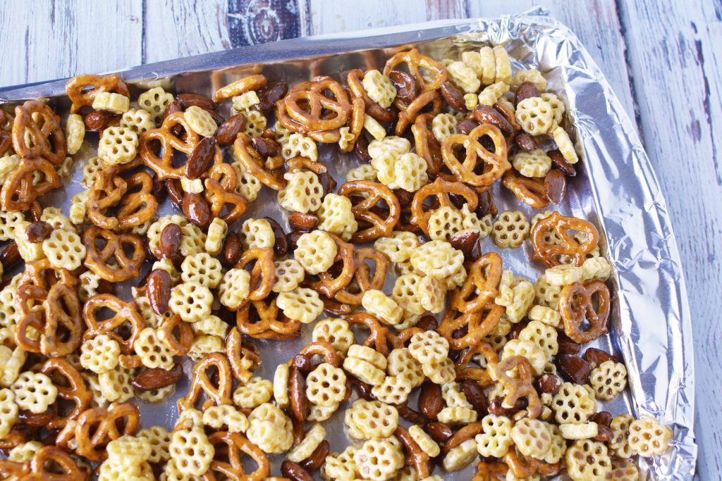 Make this Christopher Robin inspired Hunny Snack Mix