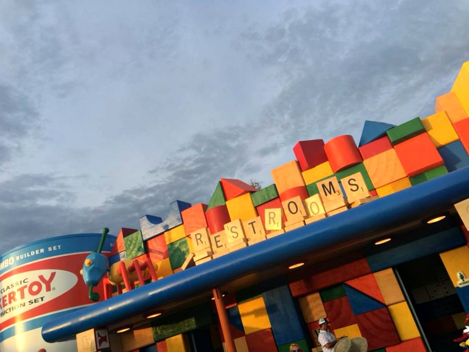 The inside scoop on Toy Story Land|Ripped Jeans and Bifocals
