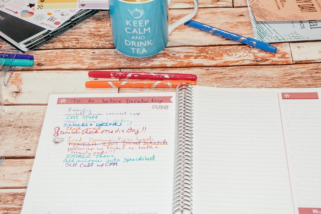 How to stay organized as a work at home home mom|RippedJeansAndBifocals