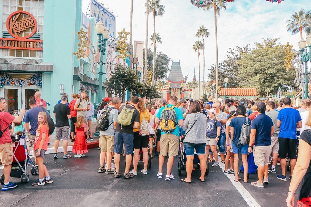 Open to close touring plan for Disney's Hollywood Studios|Crowd at opening at Disney's Hollywood Studios