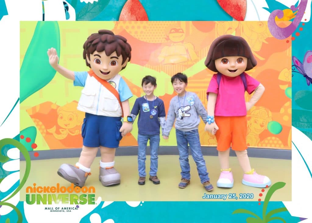 Wondering about taking your kids to mall of america? Check out this parent guide to mall of america. And isn't this picture with Dora and Diego adorable?