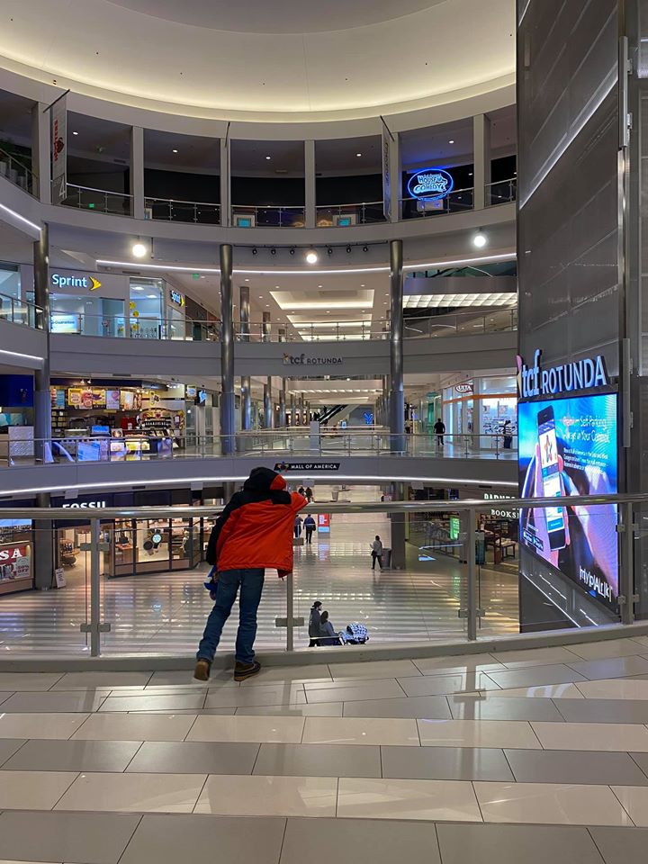 A Parent's Guide to the Mall of America - Ripped Jeans & Bifocals