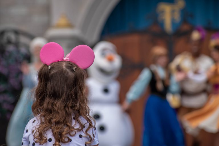 The Ultimate Disney Park Packing List