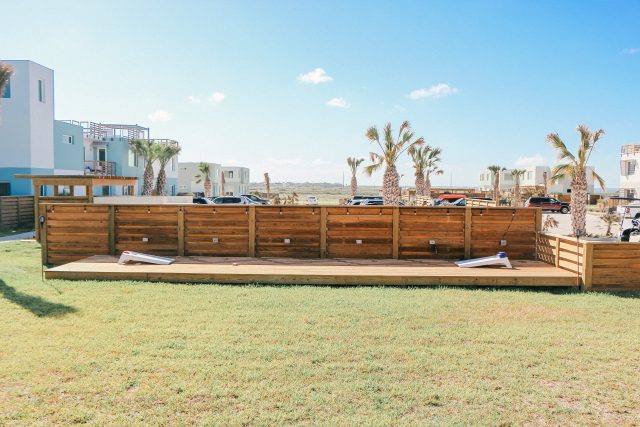 Beach side cornhole boards