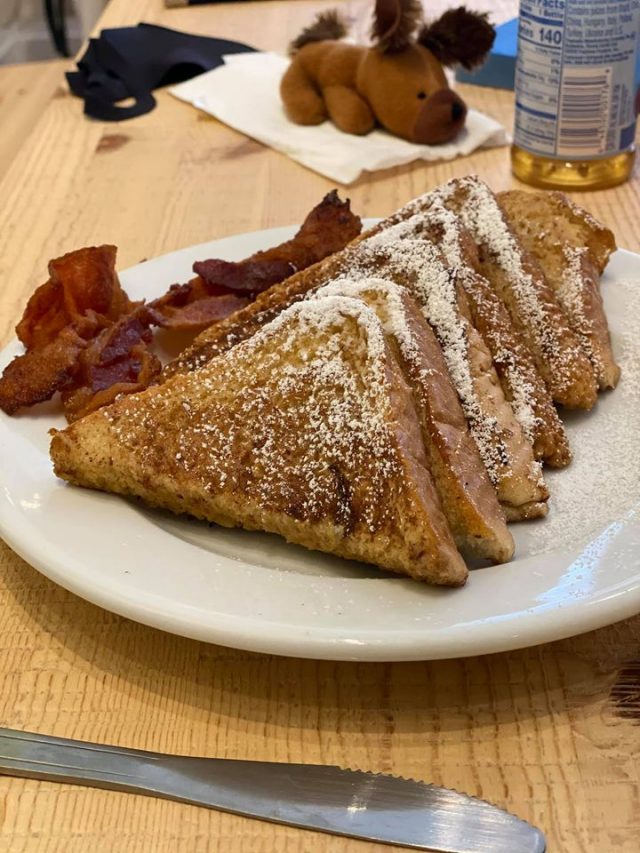 french toast and bacon