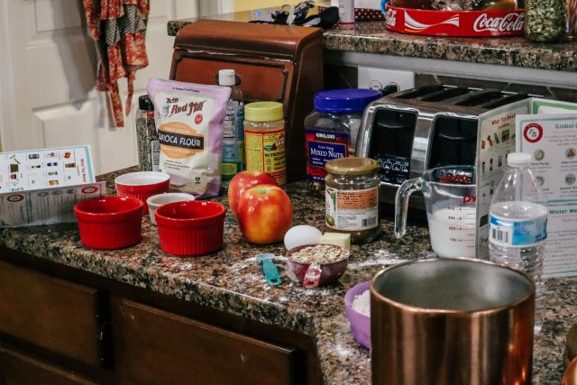 Ingredients for apple pancakes