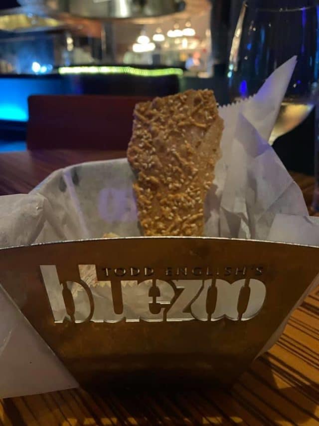 bread service at bluezoo Disney World