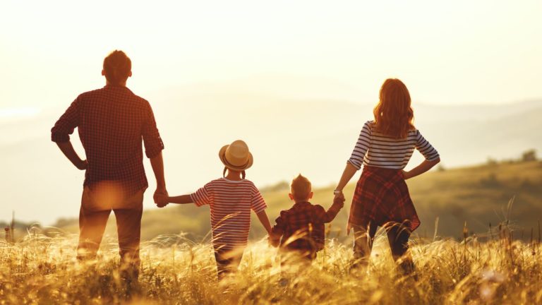 Family Vacation Ideas: Make Memories With a Family Vacation!